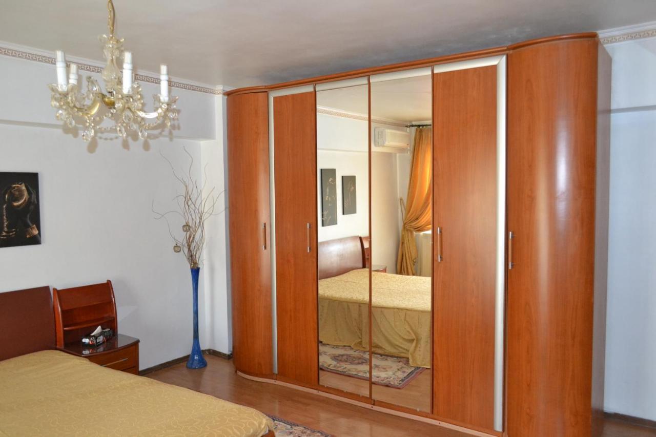 Unirii 64 Lägenhet Bukarest Exteriör bild